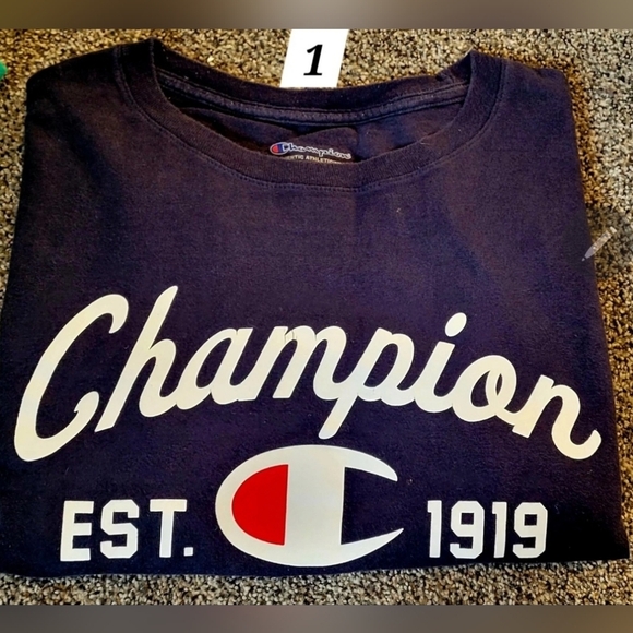 Champion men's t-shirt Bundle - Both Size Medium - Picture 2 of 4